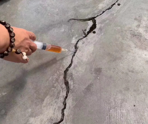 石阡混凝土裂缝修补技术详解​